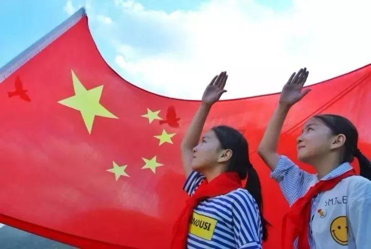 成年人相亲除了吃饭看电影还能干什么？游戏画面