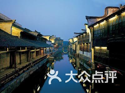 逃出绿色公寓